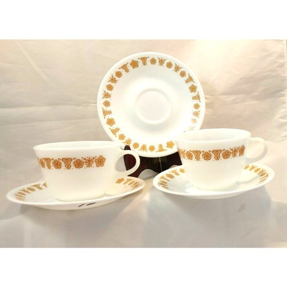 Vtg  Pyrex Corelle Butterfly Gold 2 Coffee Tea Cups w/ 3 saucers milk glass - Picture 5 of 6